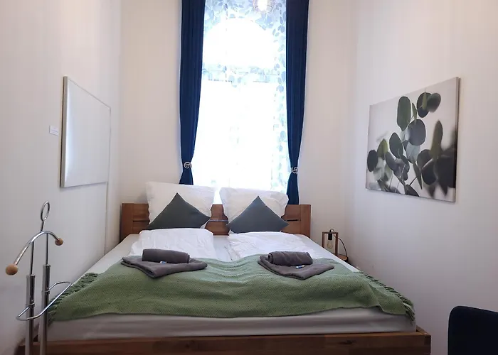 3 Bedrooms - 72sqm - 15 Min. Center Апартаменти
